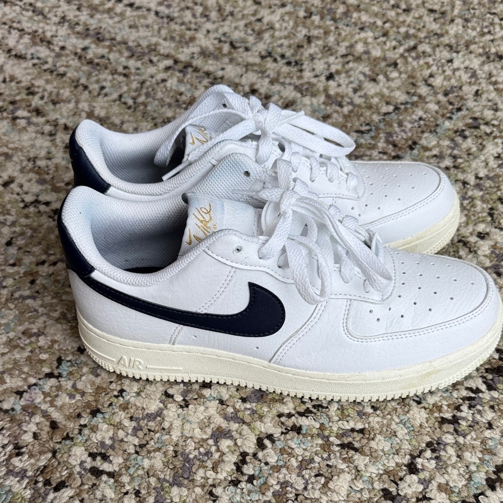 Nike White and Navy Sneakers